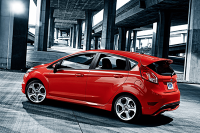 不买SUV，手拿10万能有啥品质过硬、省油好开的选择？