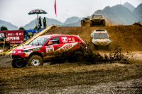 浴血奋战 众泰T600越野车队铜仁站表现英勇