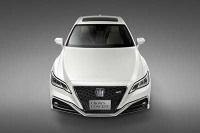 丰田三款换代新车/最强宝马SUV等，今日新车很猛