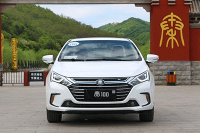 政府补贴你买车，但买回来之后这车开一公里要多少钱呢？