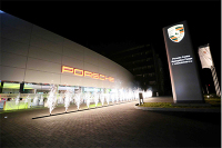 正通集团第三家保时捷中心落户广州番禺