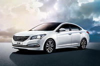 10万出头就有中型车了，何必一定要买SUV