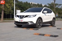 玩车TV史上最变态评测！人肉桩桶测试SUV极限