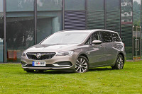 家庭使用的话，这两台15万左右的车会是首选