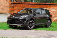 比肩CR-V还有2万多优惠，这辆新SUV哪款最值得买？