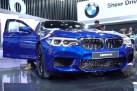 两百万买性能轿车，M5还是E63?