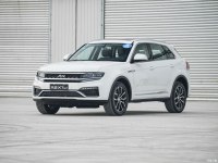 在农村有一辆7座车，比开奔驰宝马更强？