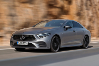 奔驰步大众后尘，把自家最美轿跑搞没了