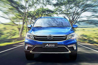 宾利外观+大众内饰/大众外观+宾利内饰，表面功夫和车内档次你会怎么选？