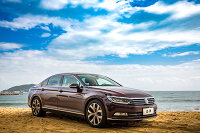 中国第1好卖的中型车又升级了！凯美瑞/君威扛得住这波攻势吗？