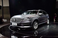 3款全新SUV上市！帕萨特即将换代！今日新车信息量很大