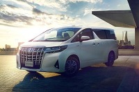 奥迪新推最便宜SUV？加价30万的神车又来坑钱！今日新车