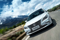 最低8万多9万就能买到同级中数一数二空间的轿车？