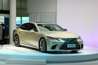 一出生就直怼奔驰宝马，新一代V6 3.5L+10AT更强？