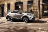 超现实设计 广汽丰田C-HR实车谍照曝光