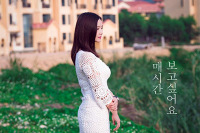 媳妇就得这么拍！女友做车模！作业不看没关系，不看车模？