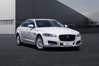 过年开啥车显得自己低调又有钱？这三款不贵但很有范