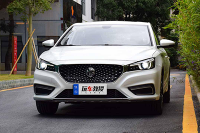 省点钱吧，这4款不到10万起步的车买低配就够用