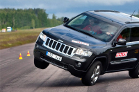 车重皮厚就等于安全？看完这几个例子后发现自己被打脸