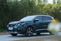 这款20万的7座SUV撩妹很强，但用起来问题也不少