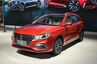 补贴达5万，这2台15万左右续航超300KM的车了解一下？