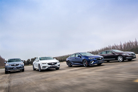 驾驶9AT梦之队刷圈速，与帅哥美女主持互动，这个活动让粉丝们都嗨了！