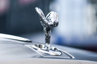 最顶级的品牌+最拉风的敞篷造型，这款车竟然没人买？