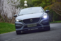 6秒破百，100公里1.5L油，这款国产车要做中国宝马？