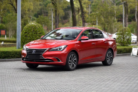 最近不想买美国车？这3款10来万的车也可以放心买