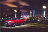 这2款10万级的超帅精品SUV买谁更好？