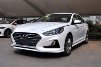 优惠完才15万，这3款中型车不比雅阁凯美瑞差	