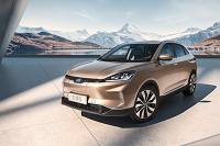 补贴后9.9万起！威马EX5正式上市，就算没有补贴也想买