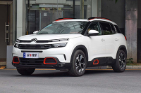 何必挤破头买奇骏途观，这4款低调的SUV也值得买