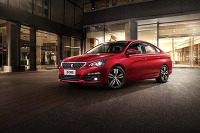 【神回复】轩逸和蓝鸟哪个好？10万级大空间德系车怎么选？