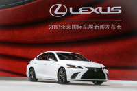 堪比LS的气场，看完全新雷克萨斯ES就不想买BBA了！