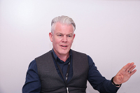 捷豹品牌的魅力源自何处？他或许可以给我们答案