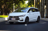 看着有面，还比SUV更方便，这3台爆款7座车10万就能开回家