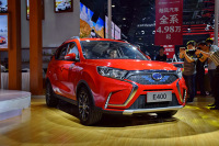 江铃E400正式上市 售8.98-10.98万