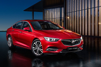 这款17.58万起标配9AT的中型车，车主都说开起来超爽？