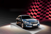 两款颜值帅炸的B级车落地不到20万！但买全新车亏不亏？