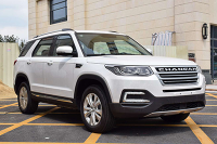 10多万就能买近5米长的大7座SUV，这3款车看着都心动