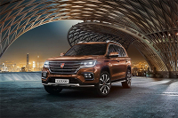 全能大空间7座SUV，18万不到就能买到超齐全配置？