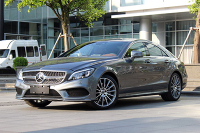 帅到挪不开眼，开上这几台车，走到哪都是万人迷