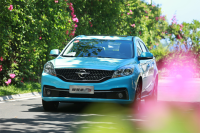 大家轿，低油耗5.98万-9.28万，海马福美来F5广州正式上市