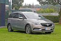 空间超大，便利性完爆SUV！13万起这些车才是家用首选