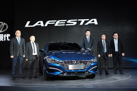LAFESTA首秀 北京现代明星阵容出击深港澳车展