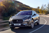 帅炸！这台小SUV颜值逆天，外观10年都不会落伍