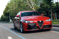 510匹马力+法拉利声浪，这台后驱轿车有点狂躁