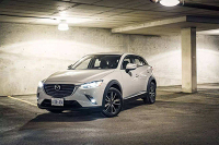 丰田C-HR要加油了，这两款帅气SUV，1款7秒破百，1款同级最好开