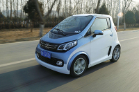 别挤公交了！众泰新款E200将在近期上市，续航301公里！